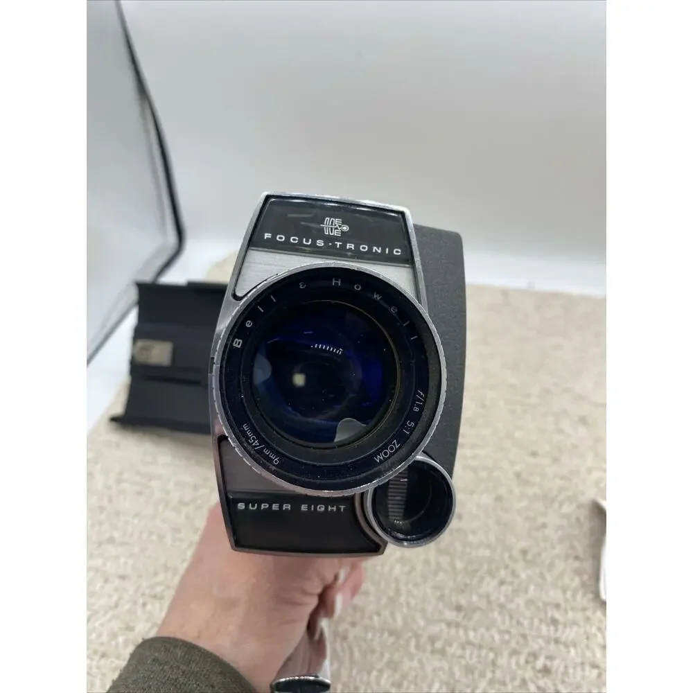 Bell & Howell 432 Focus-Tronic Autoload Super 8 Movie Camera